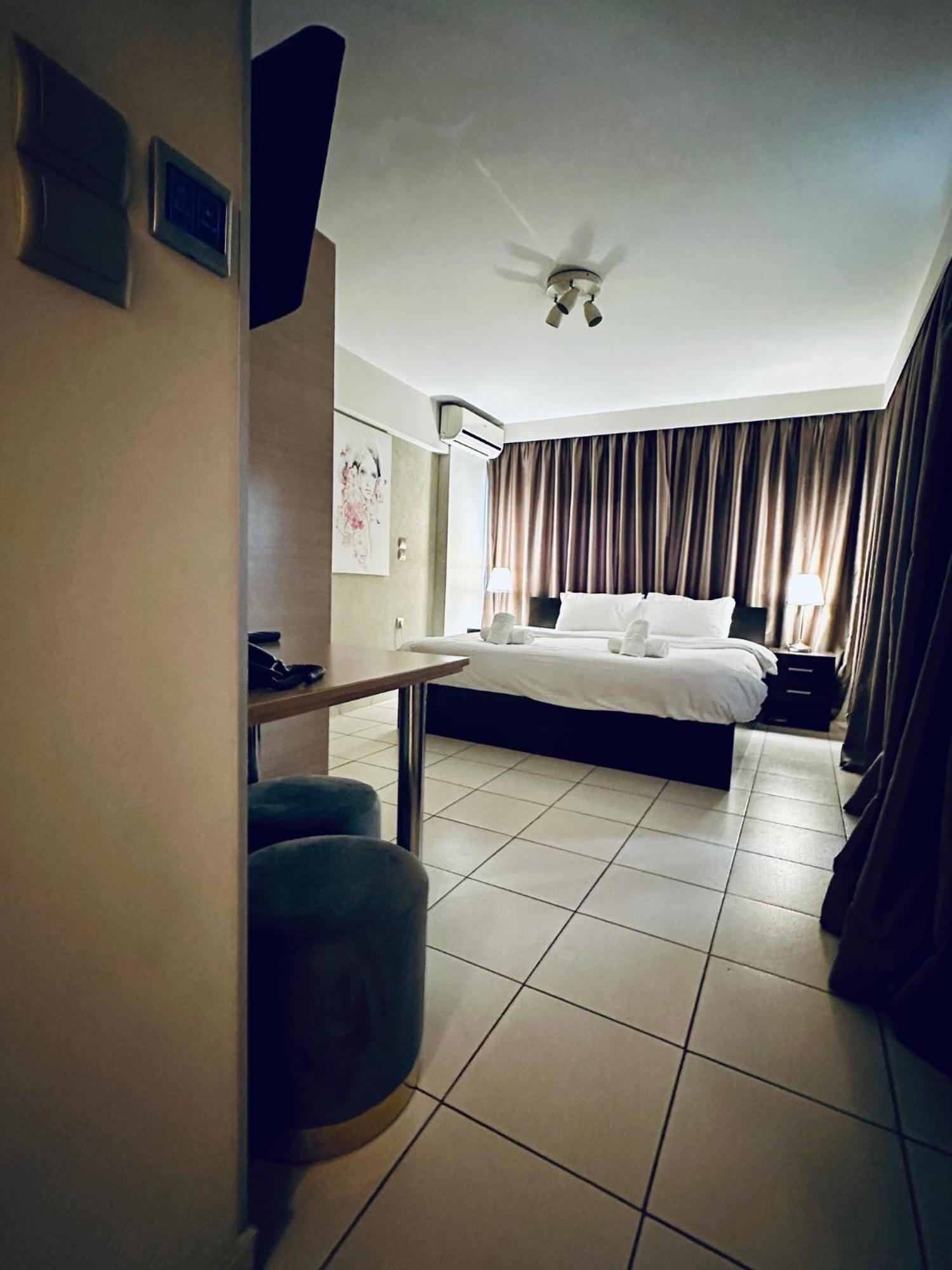 Mc Queen Rooms & Apartments Athen Eksteriør billede