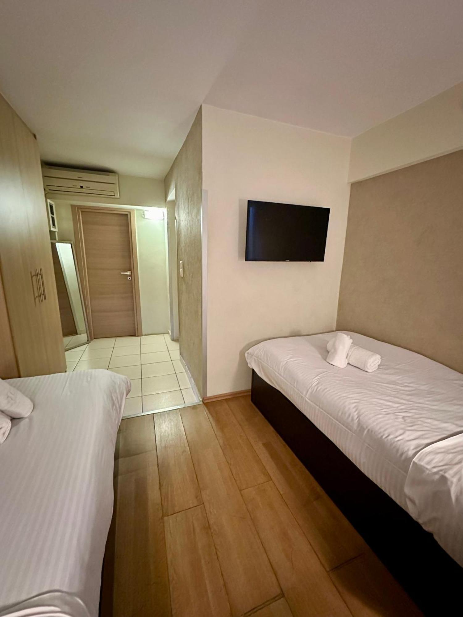 Mc Queen Rooms & Apartments Athen Eksteriør billede