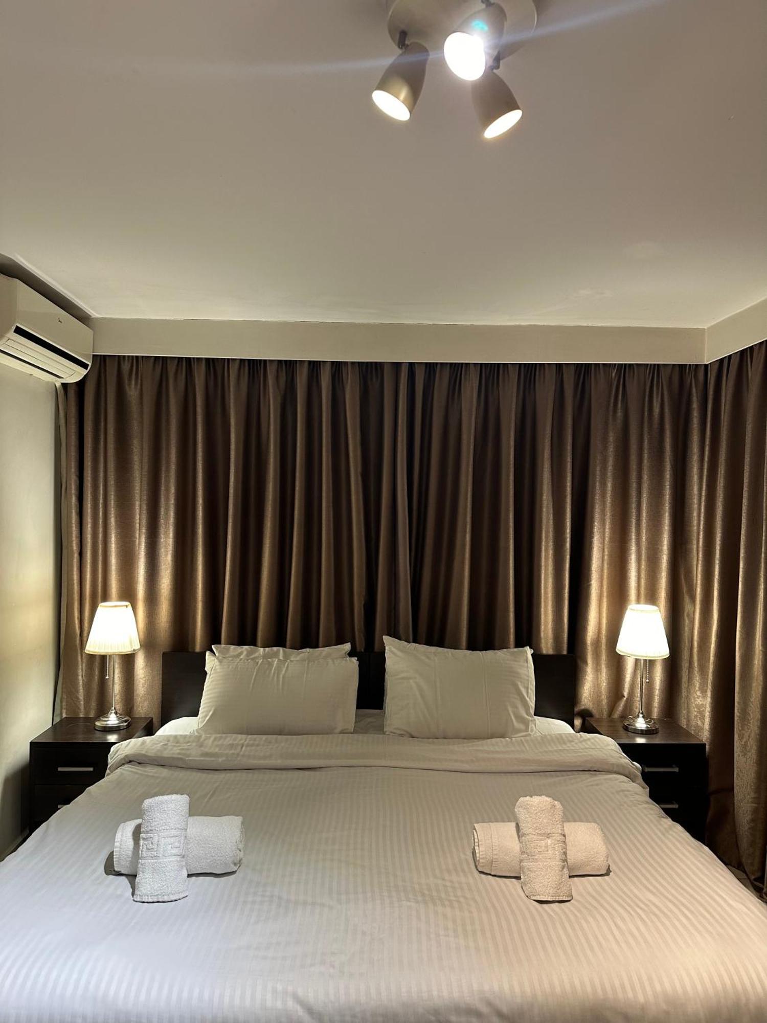 Mc Queen Rooms & Apartments Athen Eksteriør billede